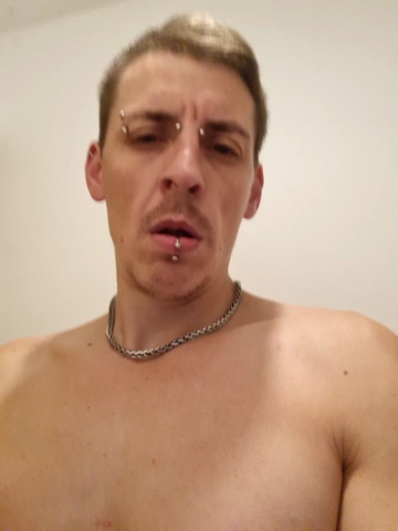 Eskalator198  04-11-2021 Recorded Video Webcam